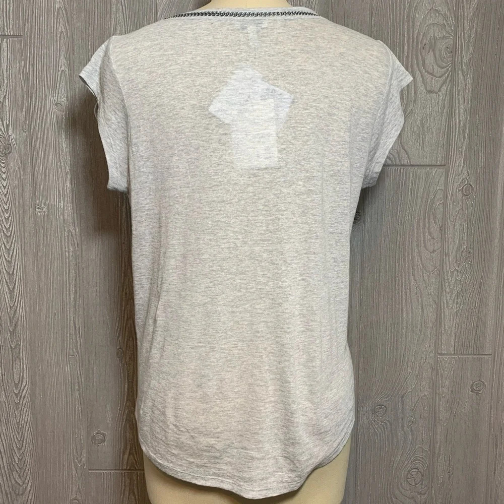 Joie Grey Damani Chain Detail T Shirt M NWT - Picture 4 of 6